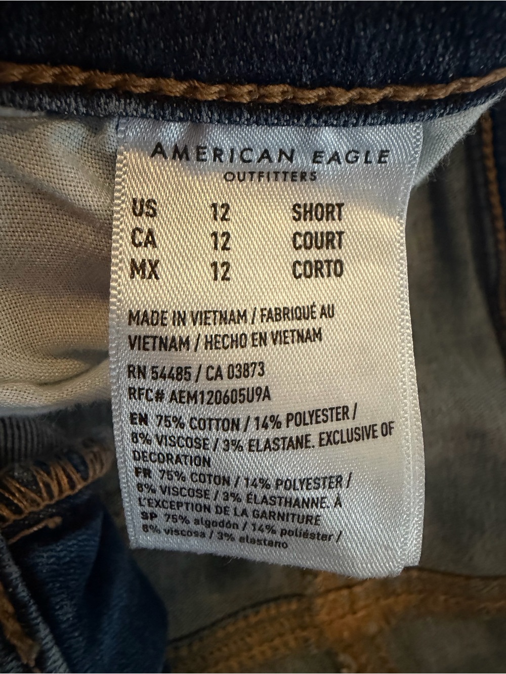 American Eagle High-Rise Jeans - Picture 8 of 8